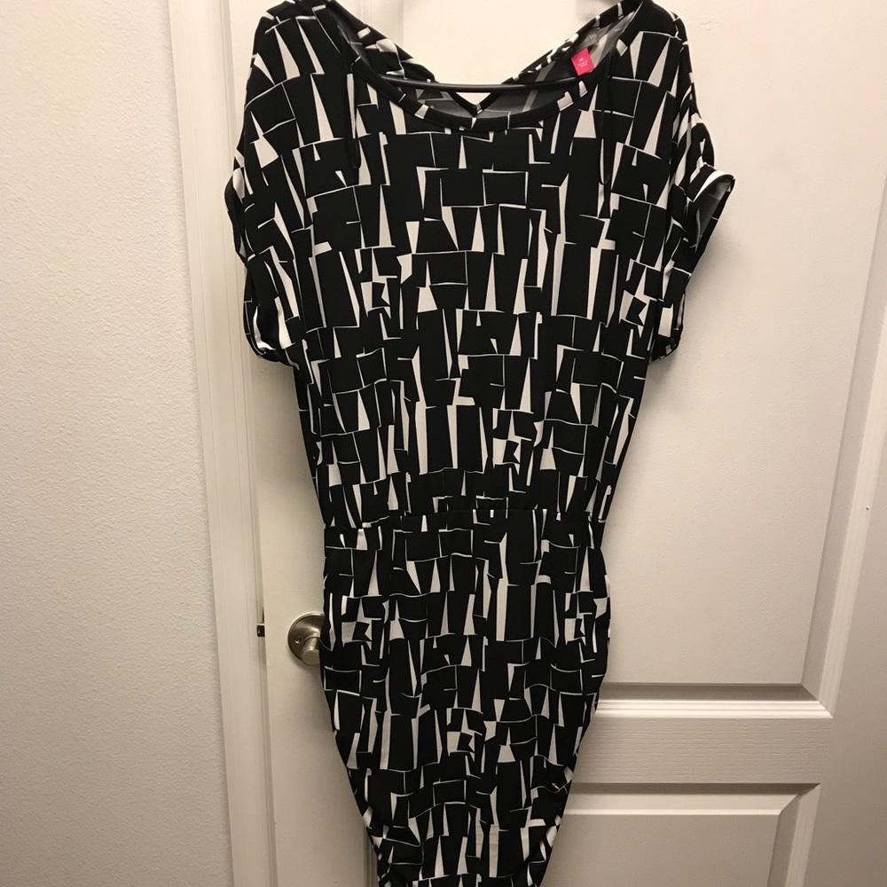 Vince Camuto Dress